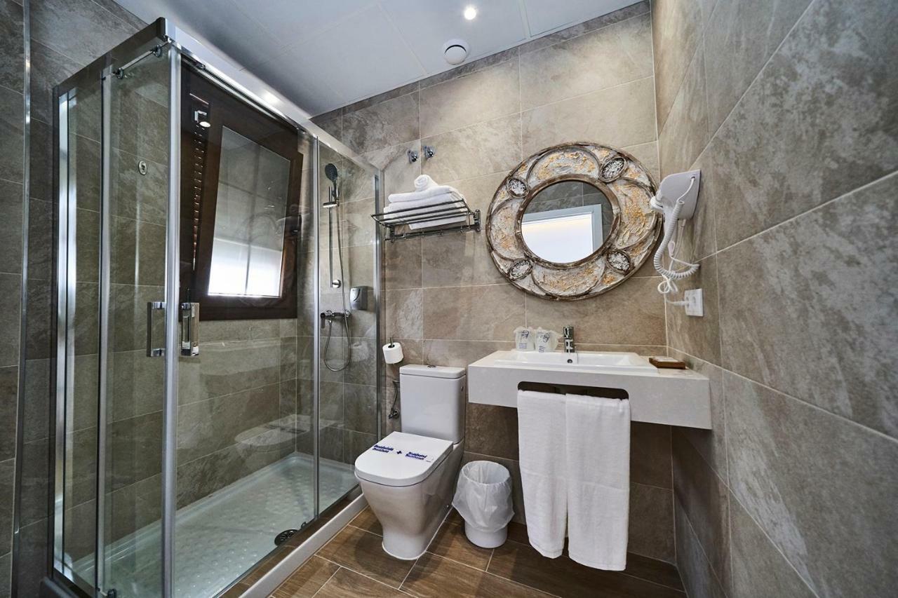 Hotel Bajamar Ancladero Playa Nerja Luaran gambar